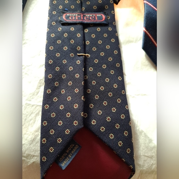 Designer and Vintage Tie Collection. FIVE FOR ONE BUNDLE.  Blue Tones - Picture 6 of 9